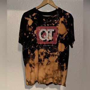 QUIKTRIP BLEACHED TEE - L